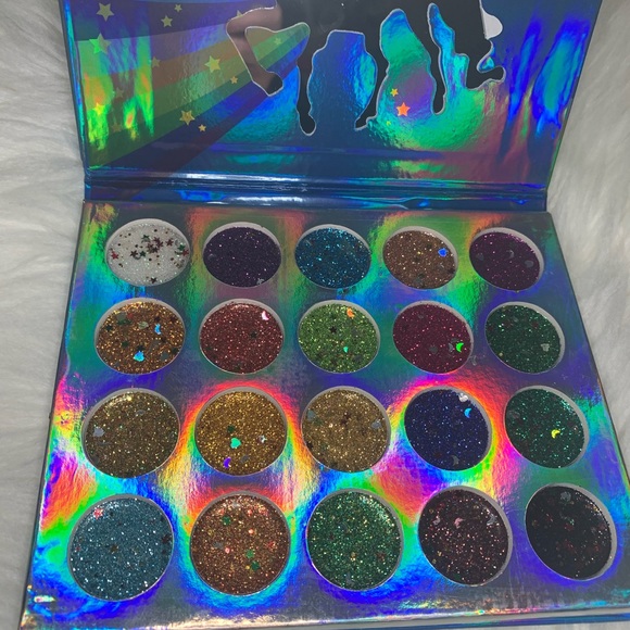 NWT Unicorn Glitter Sparkle Eyeshadow Palette - Picture 7 of 8